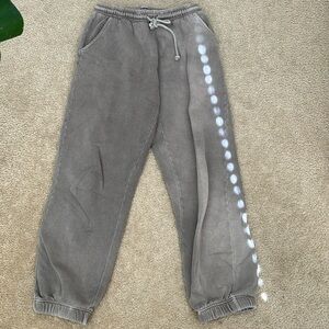 Women’s sweatpants. Cotton On.